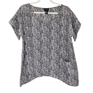 Central Park West Silk Top Womens Size XS Black‎ White Snake Print Shirt